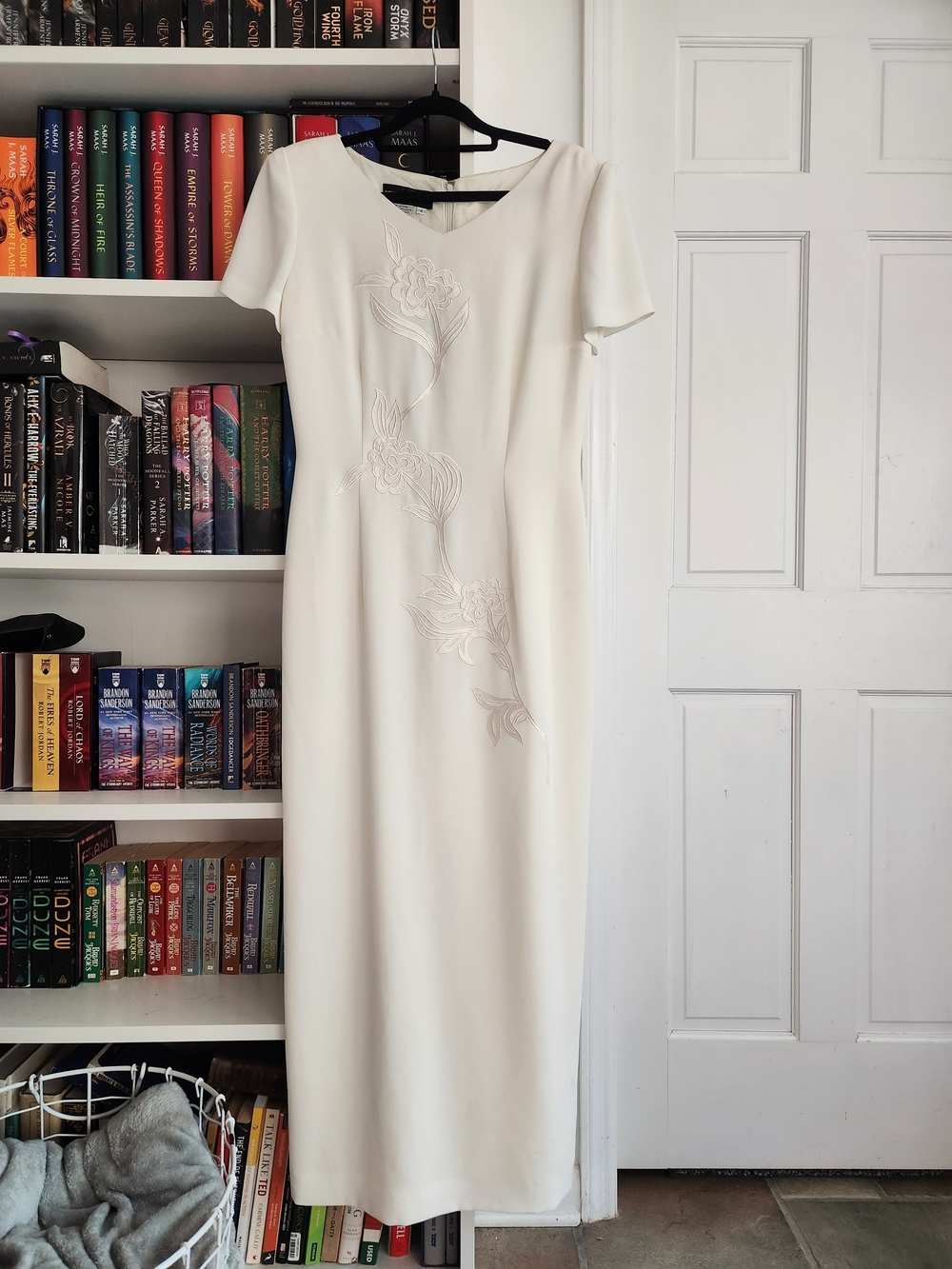 Donna Morgan Ivory Embroidered Maxi Dress